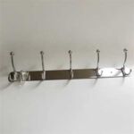 ज़ुन्जिया/झिन्झिजिया – स्टेनलेस स्टील प्लेट सफेद कोट हुक बेडरूम दरवाजा कपड़े मुफ्त पंचिंग छोटा हुक पेंडेंट हैंगिंग कपड़े दरवाजा पीछे का हुक